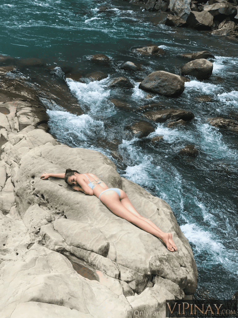 12 Alexis Corbi @Foryoubabes1