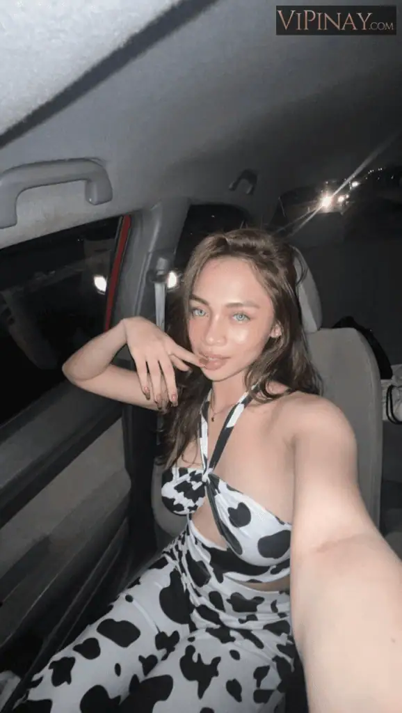 photo 6199544159883346425 y