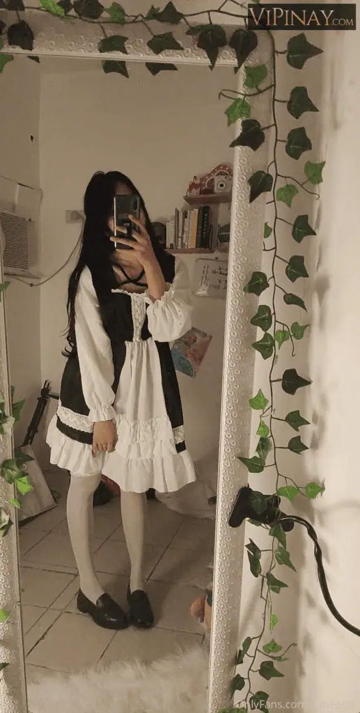 Emilia Ito 135