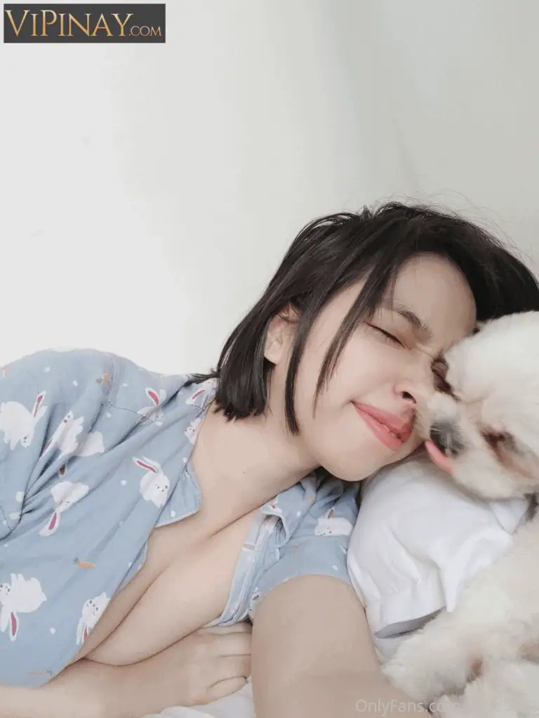 Emilia Ito 93