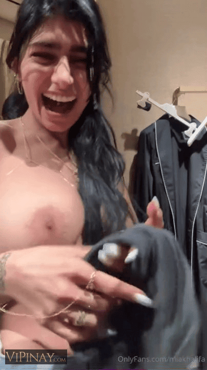Mia Khalifa Nude Dress Try On Haul Onlyfans Video Leaked 13