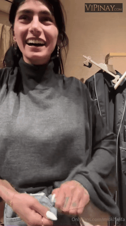 Mia Khalifa Nude Dress Try On Haul Onlyfans Video Leaked 16