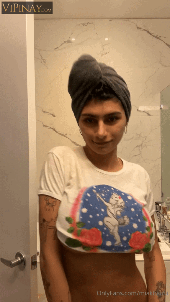 Mia Khalifa Nude Dressing After Shower OnlyFans Video 7