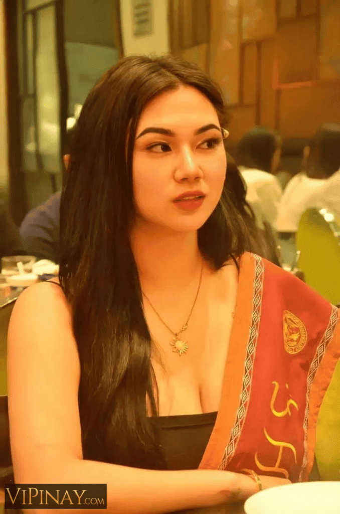 photo 6199544159883347086 y