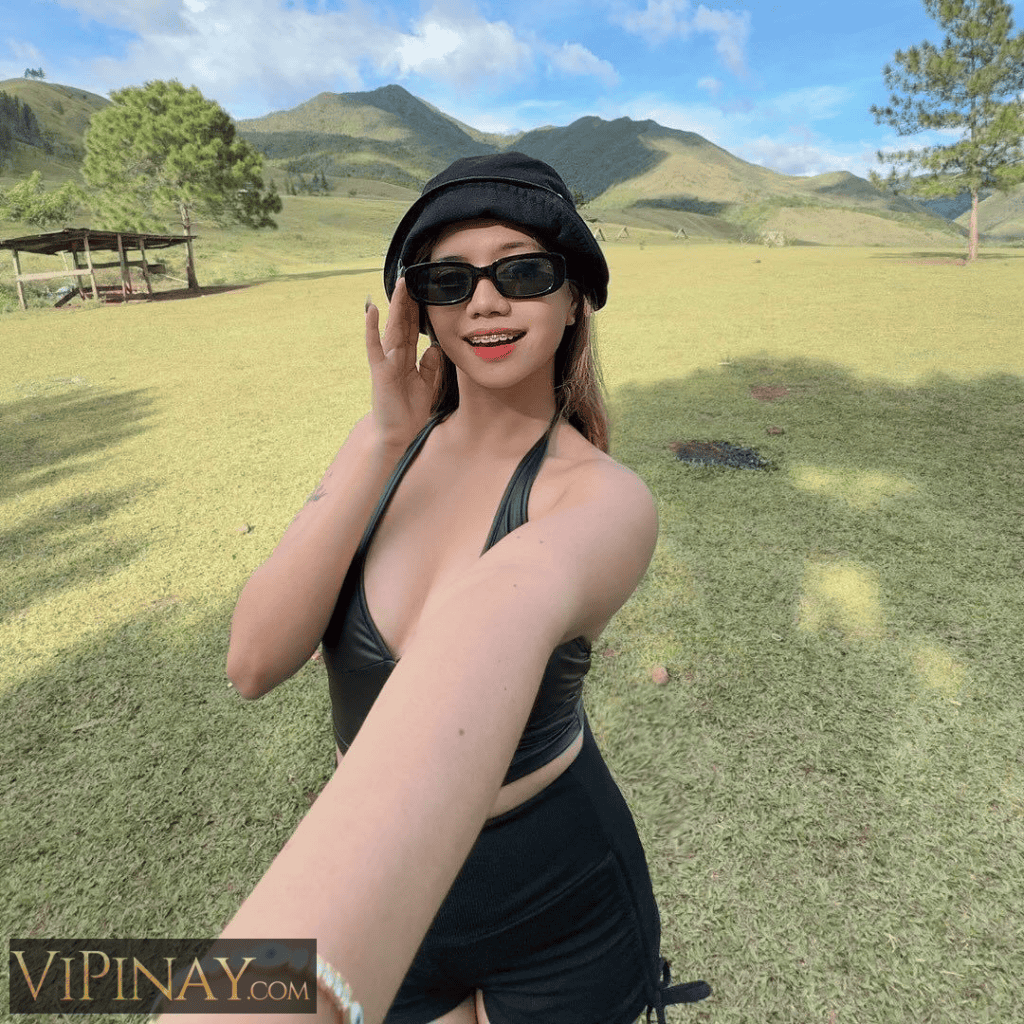 photo 6129479615354357191 y