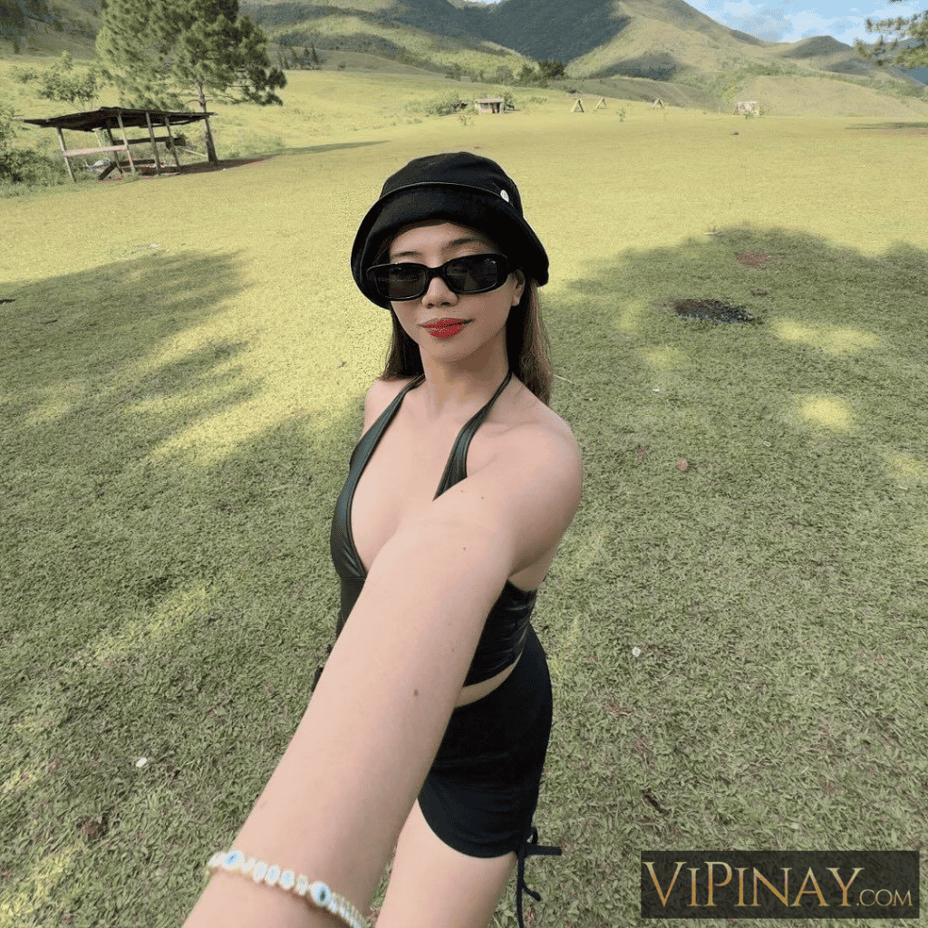 photo 6129479615354357192 y