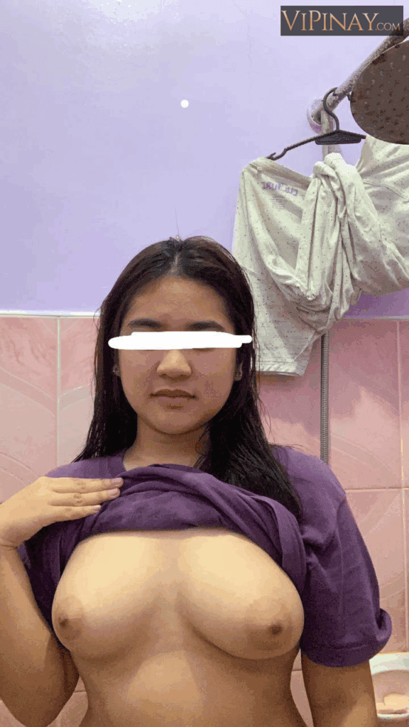 Christine Japos Hakdoggg 32