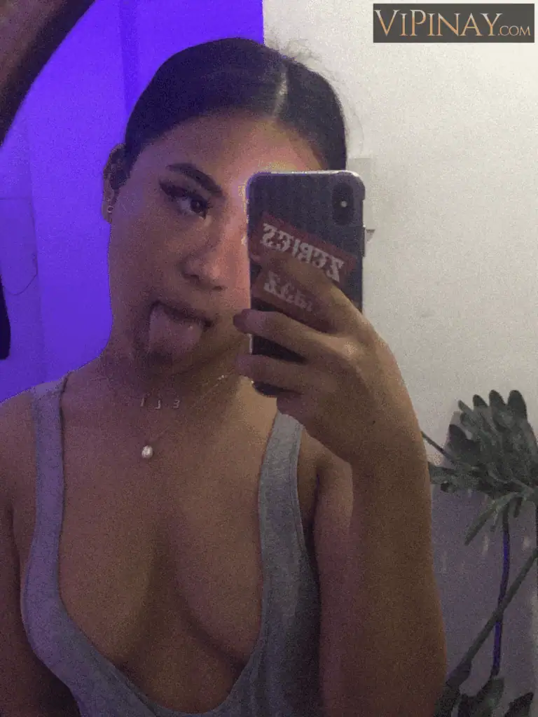 Marissa Gal 205