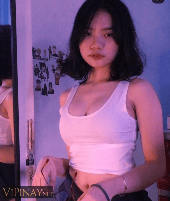 Loraine Angela 33